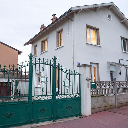 Appartamento Dify Industriel - Parilly Vénissieux Esterno foto